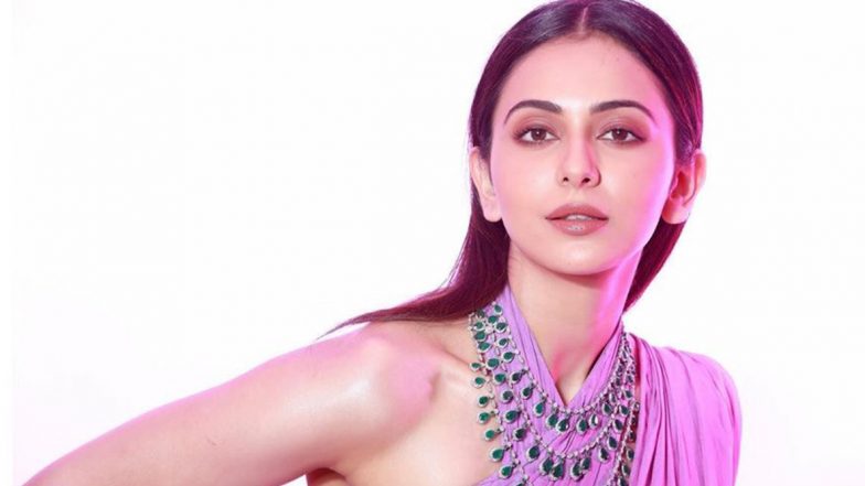 Rakul Preet Singh Provides Food Supplies for 200 Families in Gurugram's Slum Amid COVID-19 Pandemic