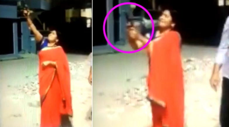 UP BJP Leader Manju Tiwari Fires Gunshots in the Air in Balrampur to Fight Coronavirus; Watch Video