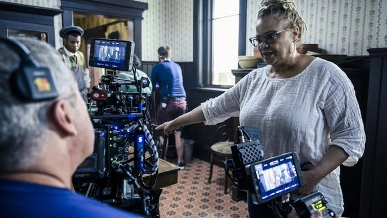 Harriet Filmmaker Kasi Lemmons to Write, Direct World War II Drama Based on ‘The Shadow King’ Novel