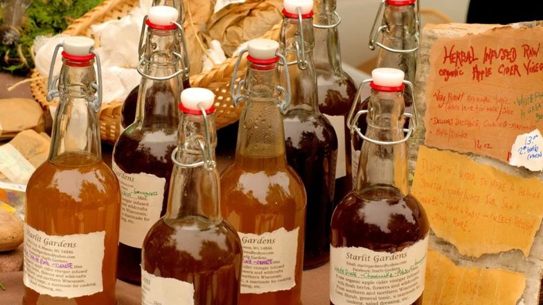 Apple Cider Vinegar Health Benefits: From Healthy Skin to Lowering Blood Sugar Levels, Here Are Five Reasons to Have This Fermented Drink