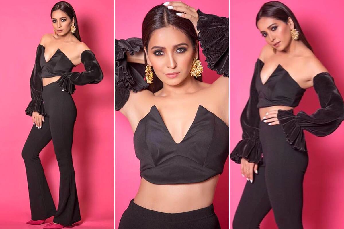 Asha Negi Style File