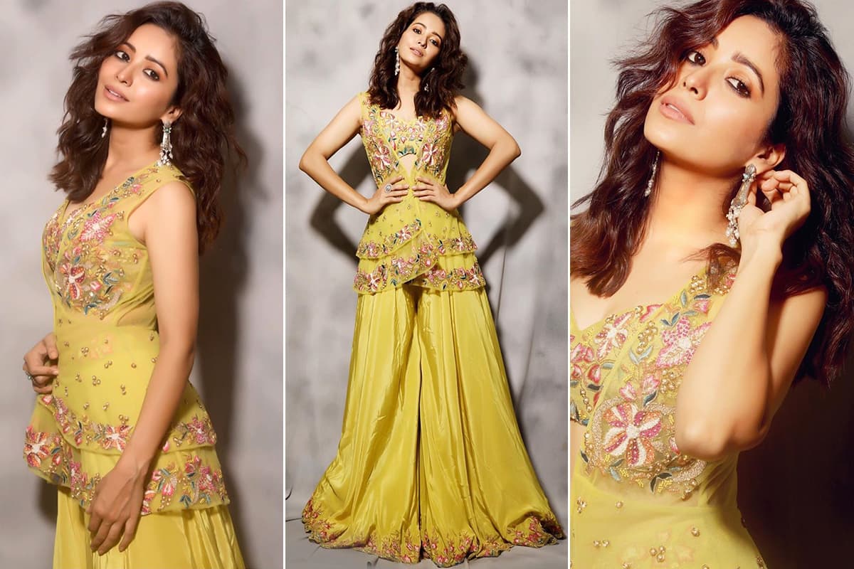 Asha Negi Style File