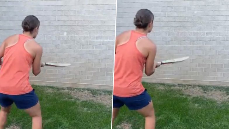 ‘Inspired by Sir Don Bradman’ Tennis Star Ashleigh Barty Showcases Her Skills With Cricket Bat Amid COVID-19 Lockdown (Watch Video)