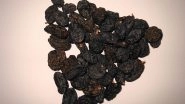 Black Raisins Health Benefits: From Fighting Bad Cholesterol to Building Strong Immune System, 5 Reasons Why You Should Eat This Dry Fruit
