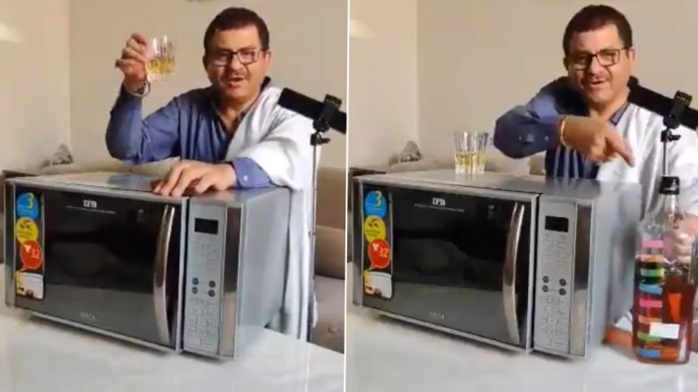 Desi Uncle Lip Syncing Pankaj Udhas Song 'Thodi Thodi Piya Karo' Using Microwave as Harmonium Depicts Every Alcoholic's Mood During Lockdown (Watch Funny Video)