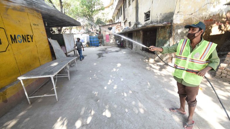 Delhi Govt to Stop Putting Posters Outside House of People Under Home Isolation After Contracting COVID-19, Aims to Reduce Stigma