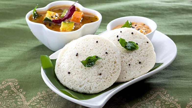 Weight Loss Tip of the Week: How to Eat Idli to Lose Weight (Watch Video)