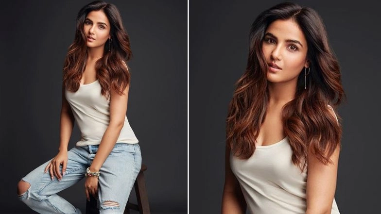 Jasmin Bhasin Reacts To Rashami Desai Replacing Her As Nayantara on Naagin 4