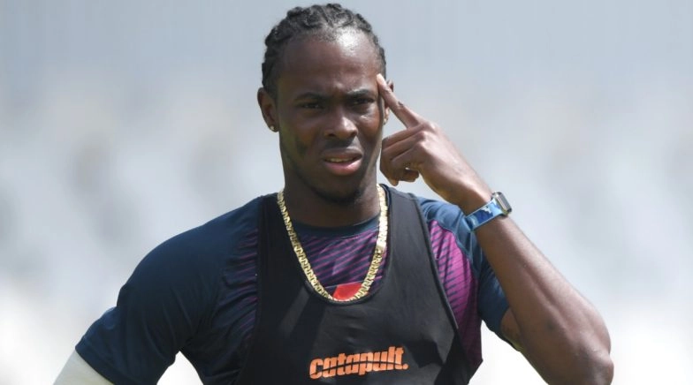 Jofra Archer's Old Tweet Goes Viral As Mumbai Experiences Its Worst Cyclone in Decades