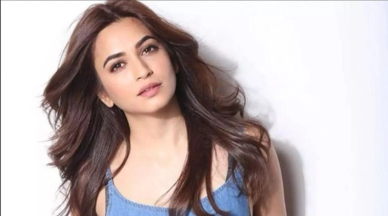Kriti Kharbanda Got Paranoid About Contracting Coronavirus 