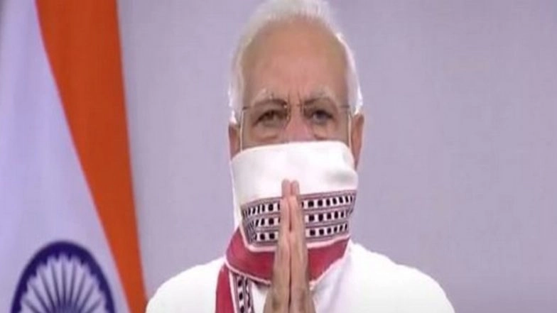 'Modi Gamchas' A Hit! UP Man Designs Red and White Cloth That PM Narendra Modi Uses as Mask, Calls it Game Changer After Rising Demand