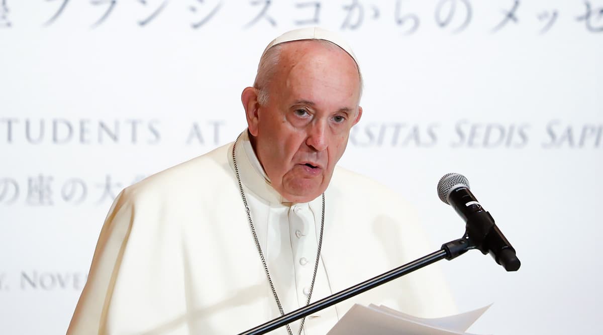 Pope Francis Starts Holy Week 2020 Traditions Amid Coronavirus Pandemic; Check Full Holy Week Rites Schedule and Live Streaming Online Details in IST Pope Francis Starts Holy Week 2020 Traditions Amid Coronavirus Pandemic; Check Full Holy Week Rites Schedule and Live Streaming Online Details in IST