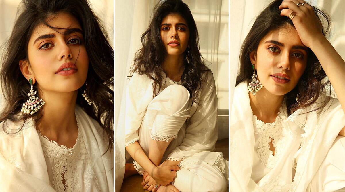 Sanjana Sanghi in Mul Mul