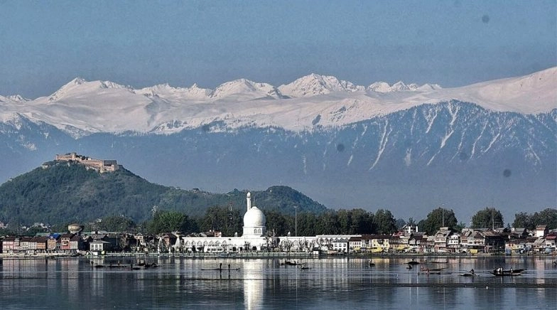 Srinagar Gets Spectacular View of Pir Panjal Range, As Lockdown Clears Air