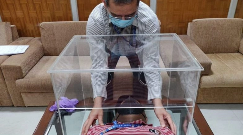 IIT-Guwahati Students Develop Low-Cost Intubation Box For COVID-19 Patients