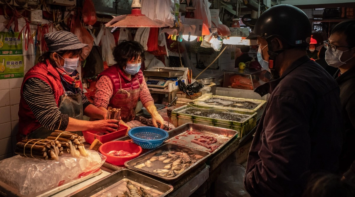 Wet Markets in China's Wuhan Struggle to Survive Coronavirus Lockdown