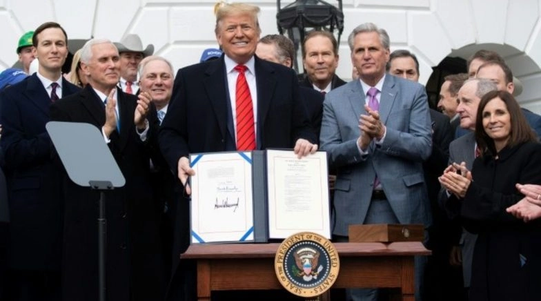 New Free Trade Deal Between US, Mexico and Canada to Come Into Effect on July 1
