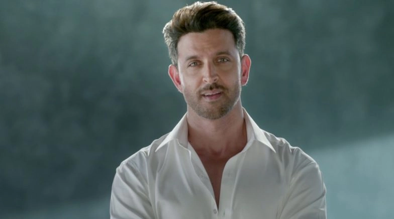 Hrithik Roshan Extends Financial Support to Paparazzi amid Coronavirus Lockdown