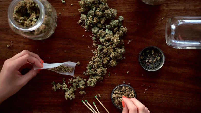 Smoking Marijuana, Cigarettes and Vapes Can Heighten Coronavirus Risk, Say Reports! Here&rsquo;s What Smokers Should Know