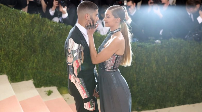 5 Pics of Gigi Hadid and Zayn Malik, Because We Are Happy for Them!