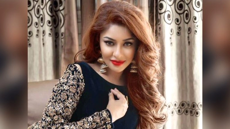 Payal Ghosh Makes the Most of Her Quarantine by Learning Kickboxing