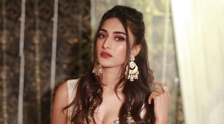 Erica Fernandes to Cut Off from Social Media Just to Celebrate Her 27th Birthday with Family 