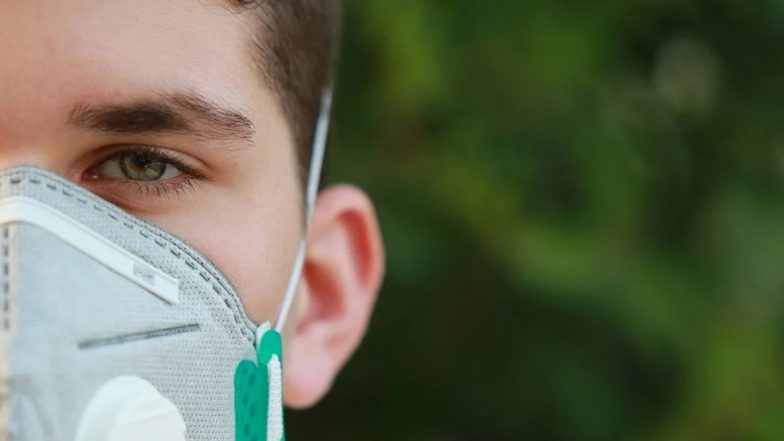 Is Wearing Mask While Jogging or Exercising Safe? Experts Warn People After Wuhan Man Suffers Burst Lung While Running with a Mask On; Know More About Pneumothorax