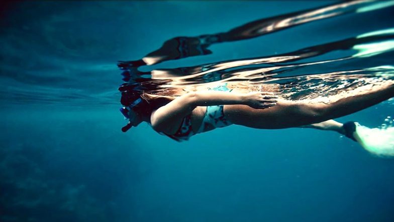 Ileana D'Cruz is Missing Her Deep Sea Diving Days Amid Lockdown and We Bet Her Throwback Picture Will Make You Crave For the Blue Waters Too!