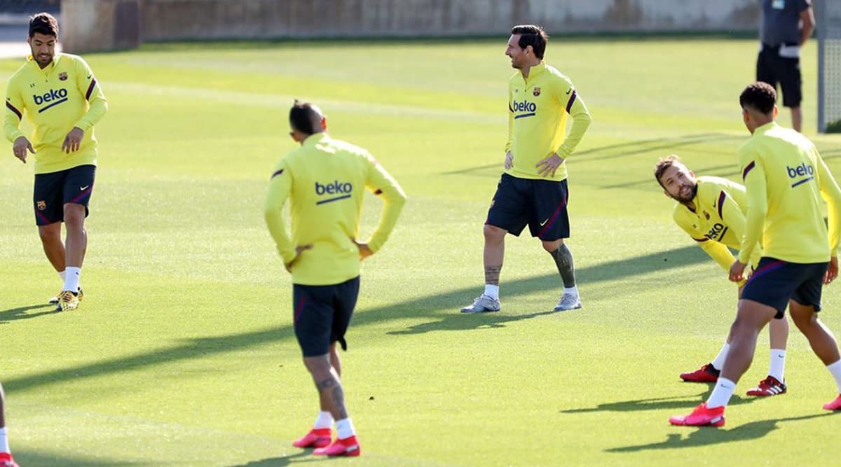 Football News | Lionel Messi Provides a Stunning Assist During