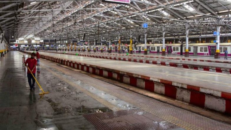 Coronavirus Impact on Maharashtra: State Govt Freezes New Capital Works Till March 2021, Decides 67% Cut in Development Spending