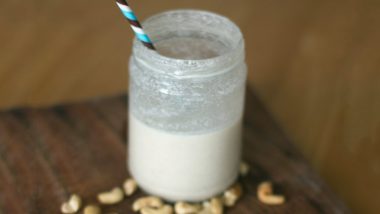 World Vegan Day 2021: Cashew Milk Health Benefits - From Improving Heart Health to Strong Immunity, Here Are Five Reasons to Drink This Non-Dairy Beverage