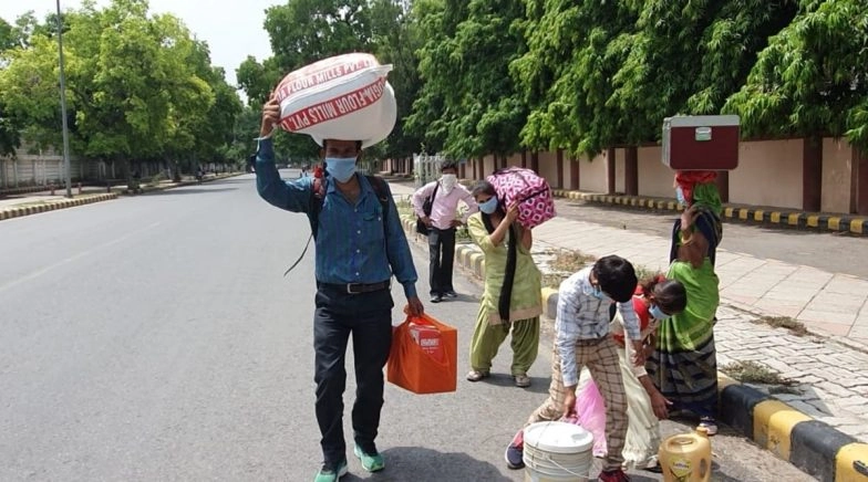 Uttar Pradesh: 1041 Migrants Returning From Other States Test Positive For Coronavirus