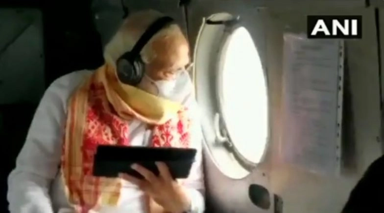 PM Narendra Modi Undertakes Aerial Survey of Areas Affected by Cyclone Amphan in West Bengal