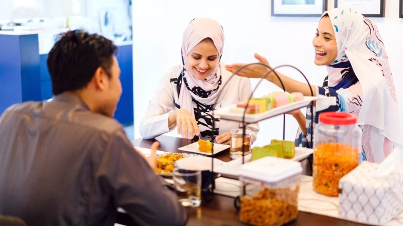 Ramadan 2020: From Missing Iftar Parties to Loved Ones, Twitterati Get Emotional on Spending the Holy Month of Fasting in Isolation During Lockdown