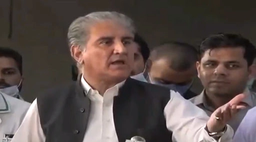 Shah Mahmood Qureshi Misbehaves With Journalist When Questioned On Social Distancing