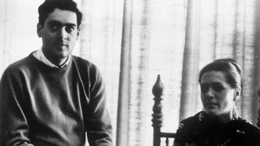 Rajiv Gandhi 29th Death Anniversary: Photos of The Former Indian Prime Minister With His Family That One Will Cherish Forever