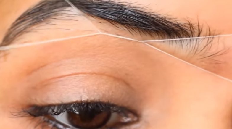 How to Thread Eyebrows at Home? Easy Step-by-Step DIY Threading Guide to  Shape Your Brows (Watch Video)