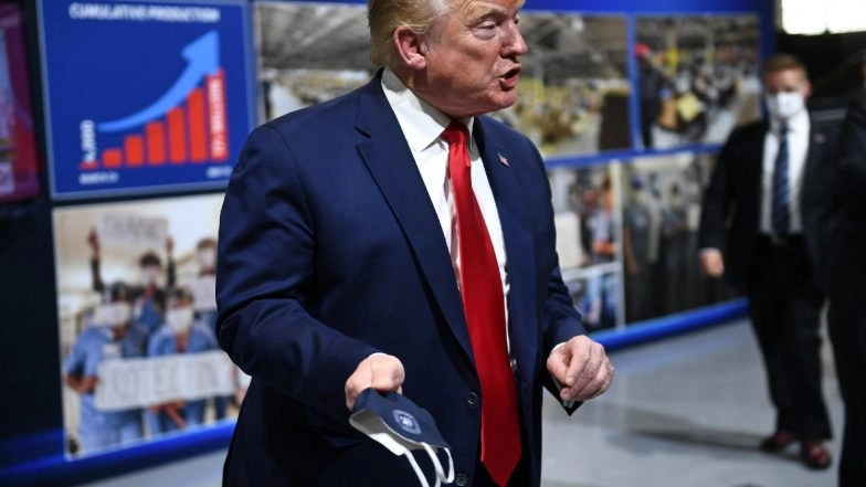Donald Trump Casts Vote for US Presidential Elections 2020 at Polling Station in Florida Before Hitting Campaign Trail