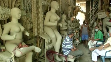 Idol Makers at Kumartuli in West Bengal Expect Huge Losses Due to COVID-19 As Business Comes to a Grinding Halt, Say 'There is Uncertainty About Durga Puja 2020'
