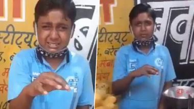 Bareilly Policemen Accused of Beating Child Selling Fruits, People Demand Suspension of Officers as Video Goes Viral