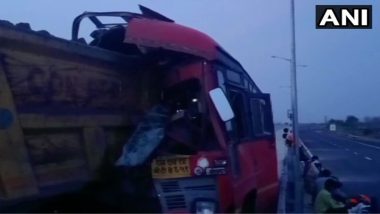 Maharashtra Accident: 4 Migrant Workers Dead, 15 Injured in Yavatmal, After Their Bus Travelling From Solapur to Jharkhand Crashes into Truck