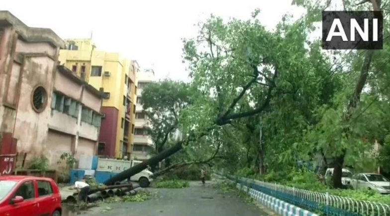 Cyclone Amphan Kills Seven People in Bangladesh Coast