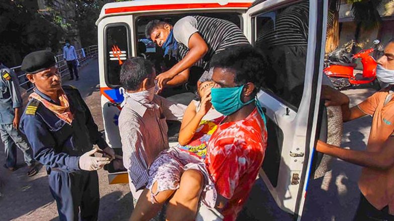 Vizag Gas Leak: LG Polymers' Victims Will Undergo Coronavirus Tests in Next Two Weeks, Says Andhra Medical College Principal
