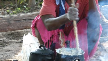 Kenyan Woman With No Food Boils Stones So Her Eight Starving Children Believe She’s Preparing Meal! Widow’s Plight During Coronavirus Pandemic Is Heartbreaking