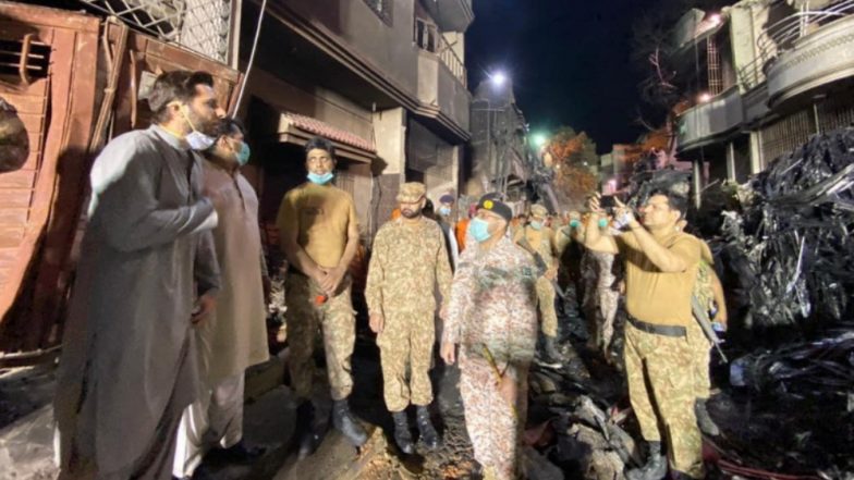 Shahid Afridi Visits PIA Plane Crash Site, Pakistan Fans Slam Cricketer for Being 'Publicity Hungry' (Read Tweets)