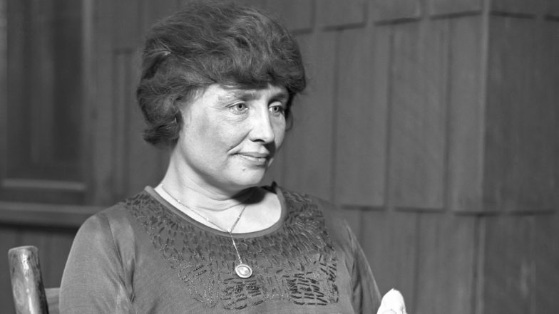 Helen Keller 140th Birth Anniversary: 16 Incredible Facts About the Deaf-Blind American Author That Will Inspire You to Achieve Your Dreams Despite All Odds
