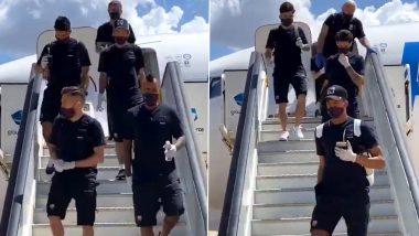 Lionel Messi Poses in Mask With Barcelona Teammates en Route to Mallorca