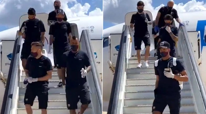 Lionel Messi Poses in Mask With Barcelona Teammates en Route to Mallorca