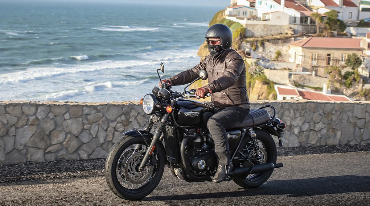 Triumph Bonneville T120 Black Motorcycle