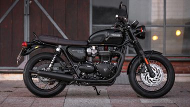 Triumph Bonneville T100 Black & T120 Black Motorcycles Launched in India at Rs 8.87 Lakh & Rs 9.97 Lakh